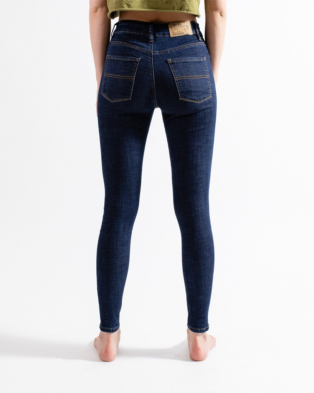 A Review: American Apparel- Easy Jeans and Disco Pants (Comparison